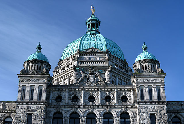 British_Columbia_legislature_building_roof_close_up.jpg