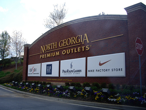 outlet3.jpg