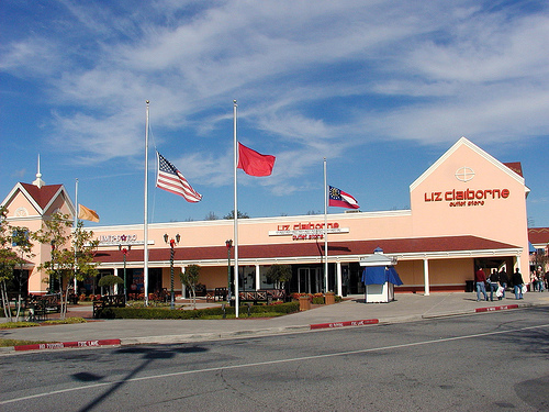 outlet6.jpg